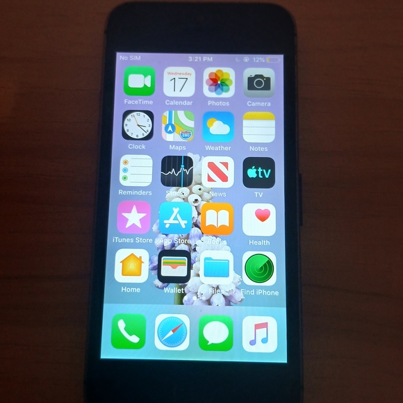 Apple Other - Unlocked Vintage Iphone 5s Silver with 16gb